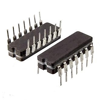 Микросхема AD704TQ                CDIP14