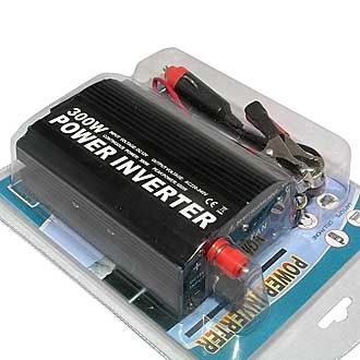 Инвертор 8300        300W  12VDC-220VAC