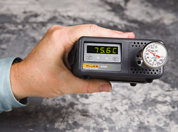 Калибратор портативный сухоблочный fluke 9100s-b-256 (1885102)