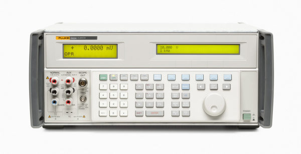 Калибратор 5522a-pq 240