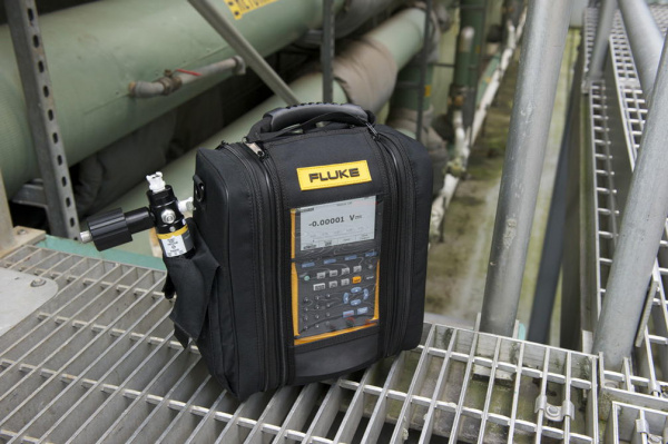 Калибратор промышленых процессов fluke 754